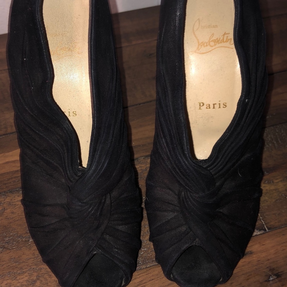 Christian Louboutin Manchon Twist-Front Bootie